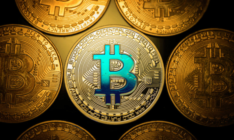 Биткоин поднялся выше 000, азиатские акции растут на фоне «сдержанной» геополитической напряженности